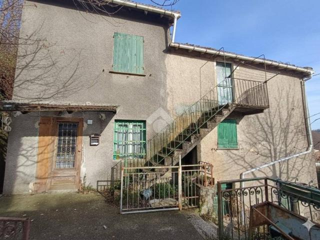 Villa Indipendente in vendita a Savignone, Liguria