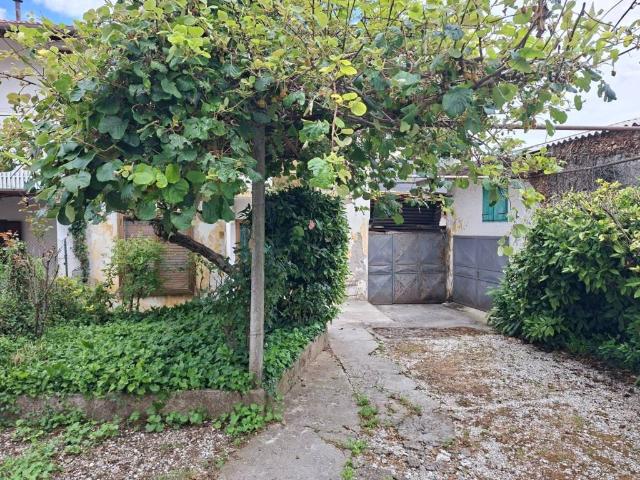 Villa Indipendente in vendita a Savogna D'isonzo, Friuli-Venezia Giulia