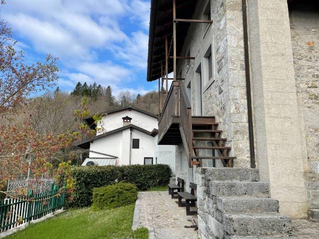 Villa Indipendente in vendita a Savogna, Friuli-Venezia Giulia