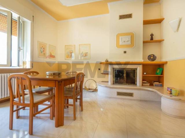 Villa Indipendente in vendita a Scafa, Abruzzo
