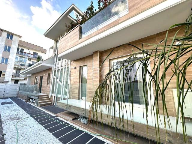 Villa Indipendente in vendita a Bagni, Scafati