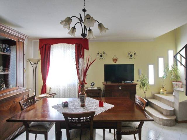Villa Indipendente in vendita a Tresinaro - Secchia, Re