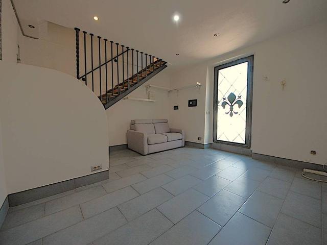 Villa Indipendente in vendita a Casellina, Scandicci