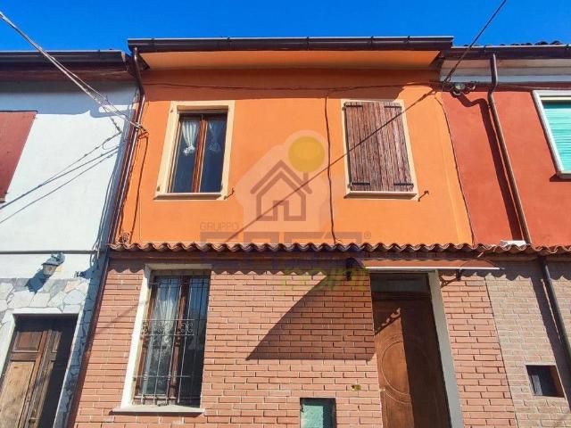 Villa Indipendente in vendita a Scandolara Ravara, Lombardia