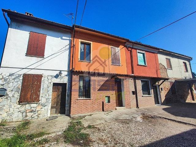 Villa Indipendente in vendita a Scandolara Ravara, Lombardia