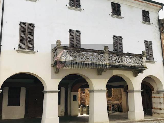Villa Indipendente in vendita a Scandolara Ravara, Lombardia