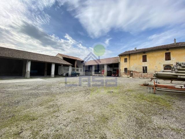 Villa Indipendente in vendita a Scandolara Ravara, Lombardia