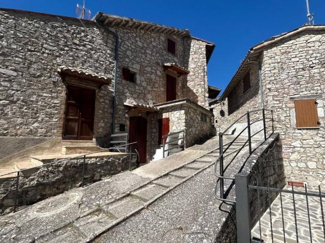 Villa Indipendente in vendita a Scheggino, Umbria