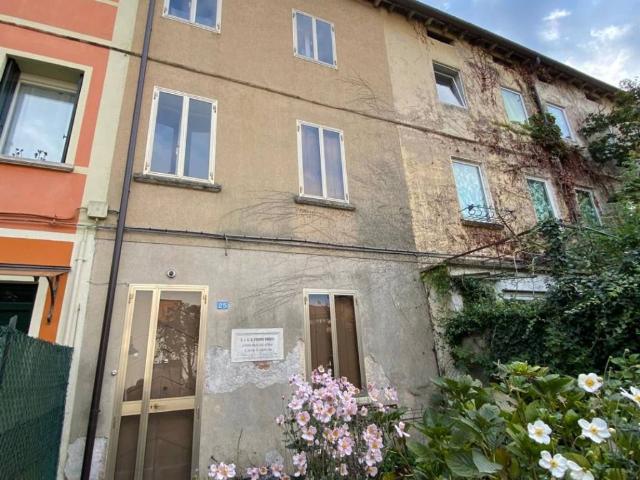 Villa Indipendente in vendita a Schio, Veneto