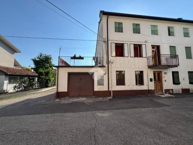 Villa Indipendente in vendita a Schio, Veneto