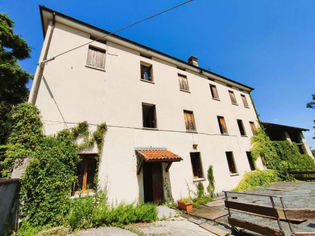 Villa Indipendente in vendita a Schio, Veneto
