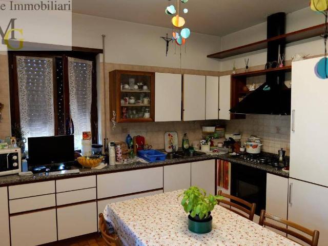 Villa Indipendente in vendita a Schio, Veneto