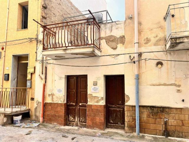 Villa Indipendente in vendita a Perriera, Sciacca