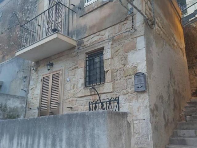 Villa Indipendente in vendita a Cava D'aliga, Sicilia