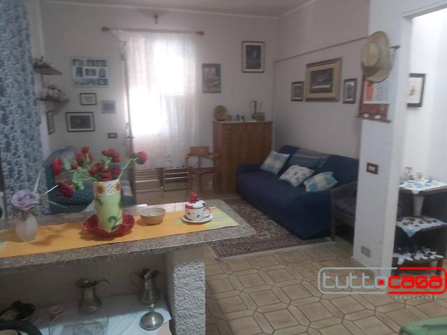 Villa Indipendente in vendita a Cava d'Aliga, Cava D'aliga