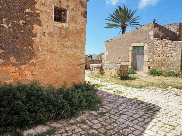 Villa Indipendente in vendita a Cava D'aliga, Sicilia