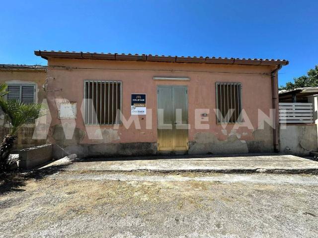 Villa Indipendente in vendita a Cava d'Aliga, Cava D'aliga