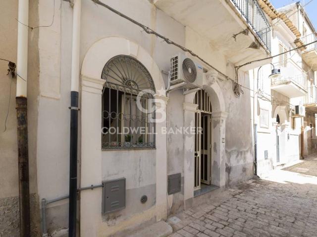 Villa Indipendente in vendita a Balata, Cava D'aliga