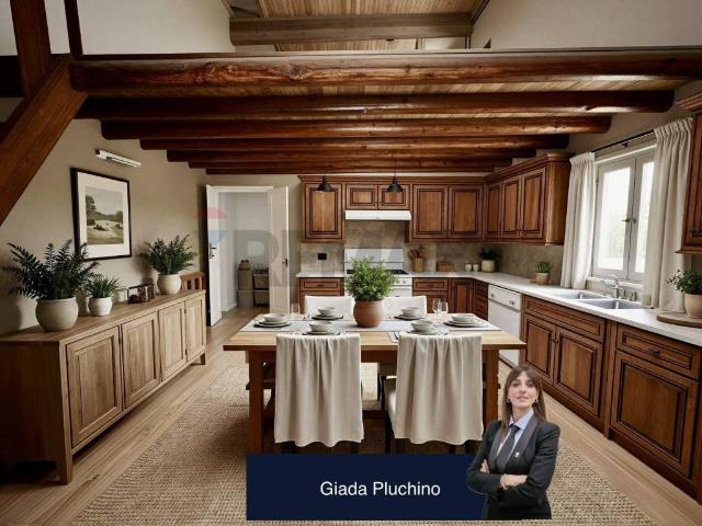 Villa Indipendente in vendita a Balata, Cava D'aliga