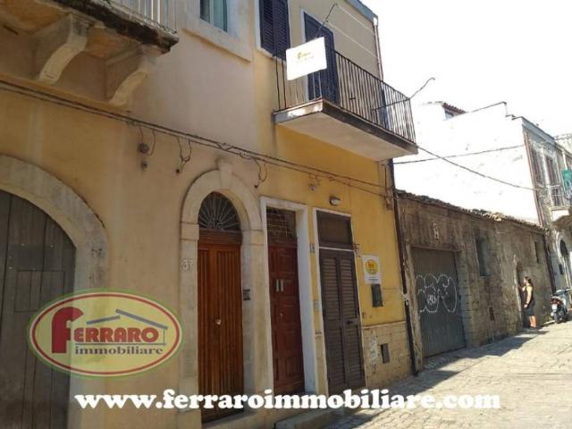Villa Indipendente in vendita a Balata, Cava D'aliga
