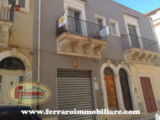 Villa Indipendente in vendita a Cava D'aliga, Sicilia