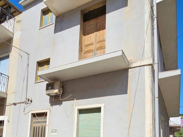 Villa Indipendente in vendita a Cava D'aliga, Sicilia