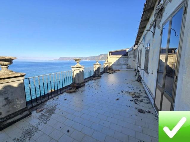 Villa Indipendente in vendita a Chianalea, Calabria