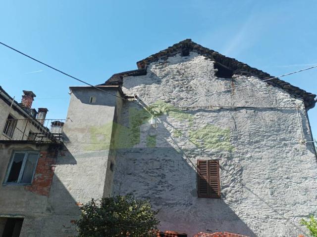 Villa Indipendente in vendita a Piemonte, Vercelli