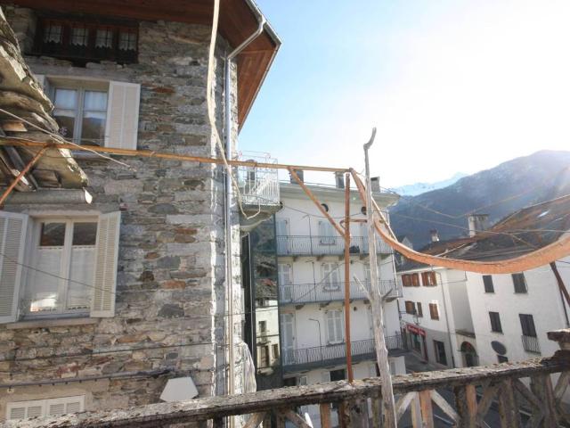 Villa Indipendente in vendita a Piemonte, Vercelli