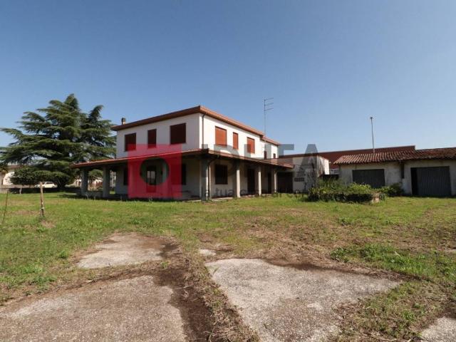 Villa Indipendente in vendita a Scorzè, Veneto