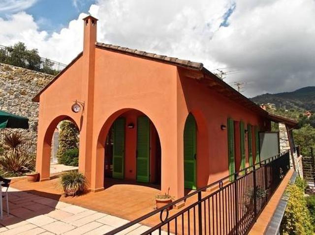 Villa Indipendente in vendita a Seborga, Liguria