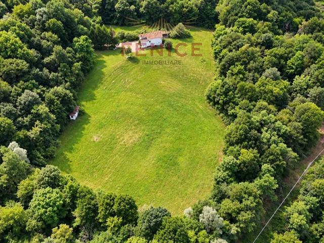 Villa Indipendente in vendita a Sedico, Veneto