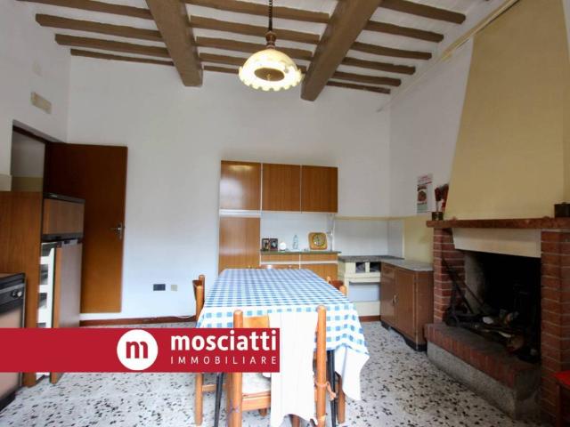 Villa Indipendente in vendita a Contrada-Valle, Sefro