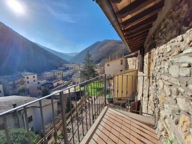 Villa Indipendente in vendita a Marche, Macerata