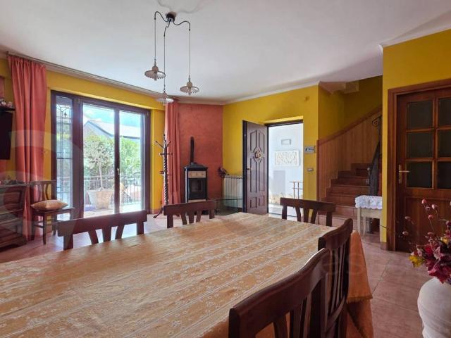 Villa Indipendente in vendita a Roma Capitale, Lazio