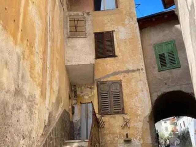 Villa Indipendente in vendita a Comunità della Valle di Cembra, Segonzano