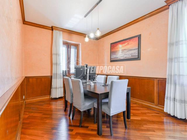 Villa Indipendente in vendita a Rovagnasco, Segrate
