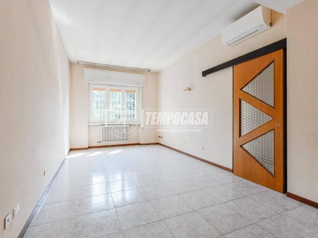 Villa Indipendente in vendita a Redecesio, Segrate