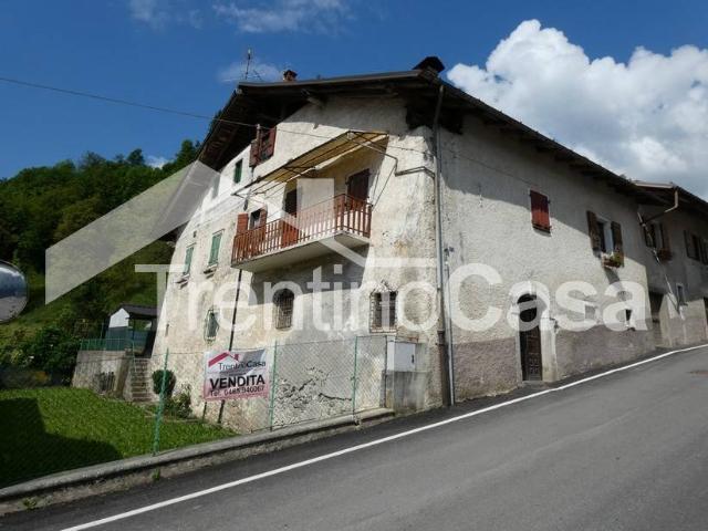 Villa Indipendente in vendita a Comunità delle Giudicarie, Lardaro