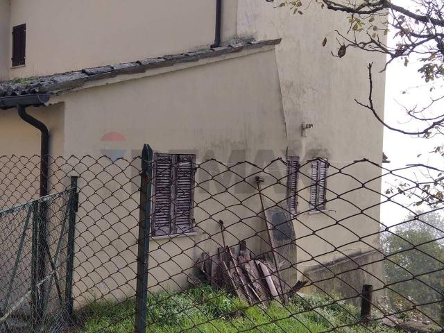Villa Indipendente in vendita a Sellano, Umbria
