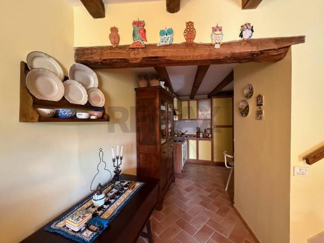 Villa Indipendente in vendita a Sellano, Umbria