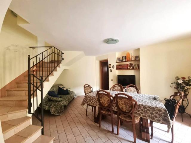 Villa Indipendente in vendita a Casale, Sellano