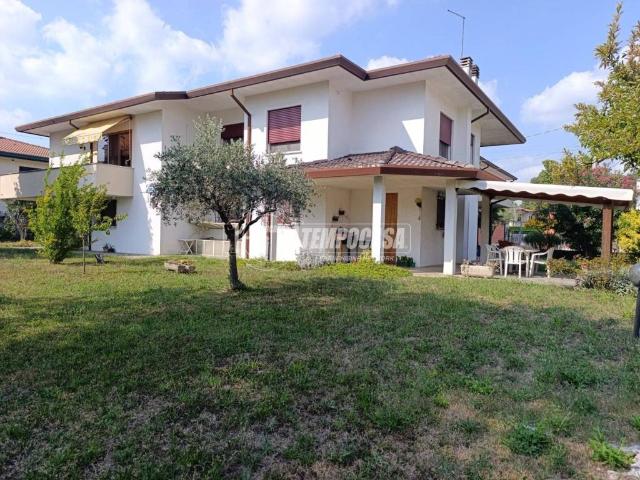 Villa Indipendente in vendita a Selvazzano Dentro, Veneto