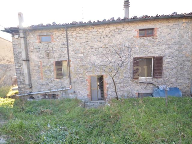 Villa Indipendente in vendita a Unione dei Comuni Montani Amiata Grossetana, Semproniano