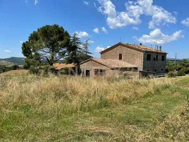 Villa Indipendente in vendita a Unione dei Comuni Montani Amiata Grossetana, Semproniano