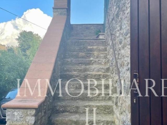 Villa Indipendente in vendita a Unione dei Comuni Montani Amiata Grossetana, Semproniano