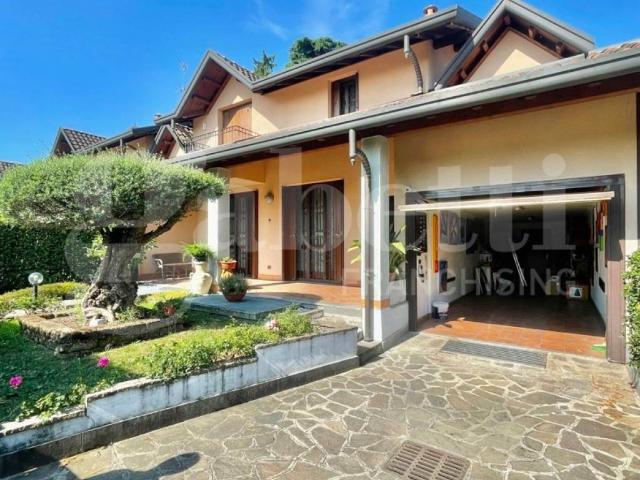 Villa Schiera in vendita a Castelletto, Senago