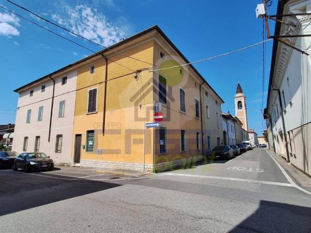 Villa Indipendente in vendita a Seniga, Lombardia