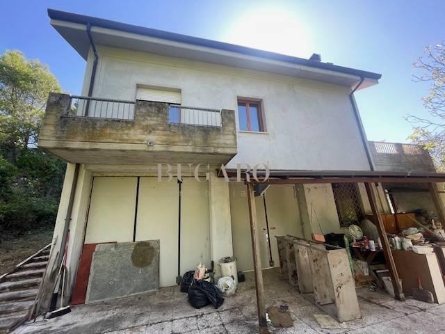 Villa Indipendente in vendita a Marche, Ancona