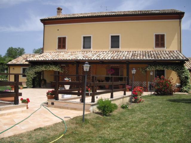Villa Indipendente in vendita a Marche, Ancona